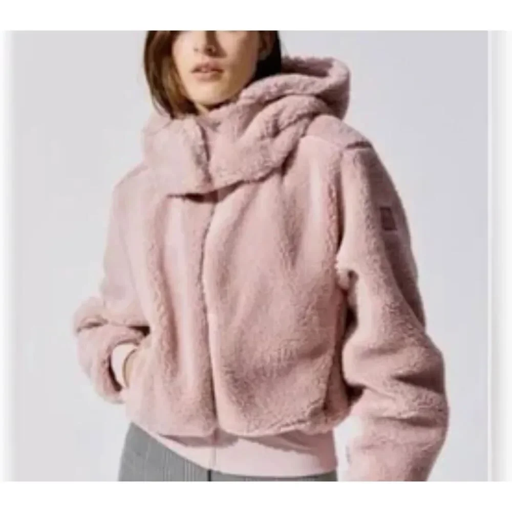 Alo Yoga Foxy Sherpa Jacket Pink Rosewood Zip Up Removable Hood Size Small